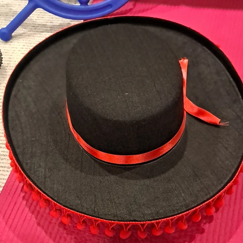 Spanish Style Black and Red Pom-Pom Women's Hat - Picture 3 of 11